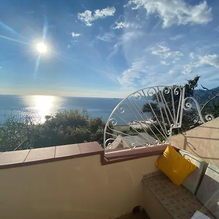 Il Profumo Dei Fiori Apartmán Praiano