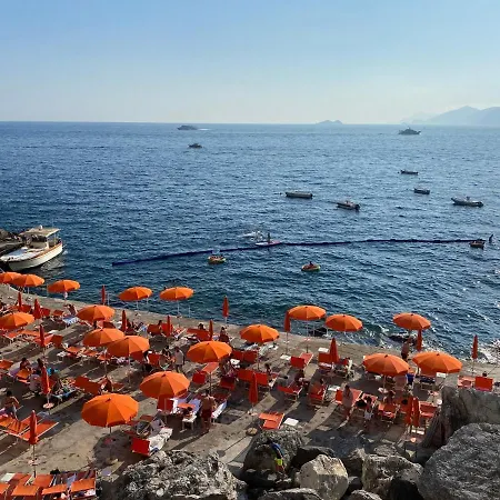 Il Profumo Dei Fiori Praiano